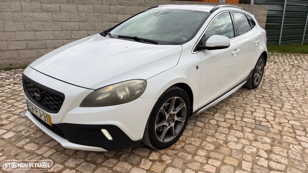 Volvo V40 1.6 D2 Volvo Ocean Race Powershift - 9