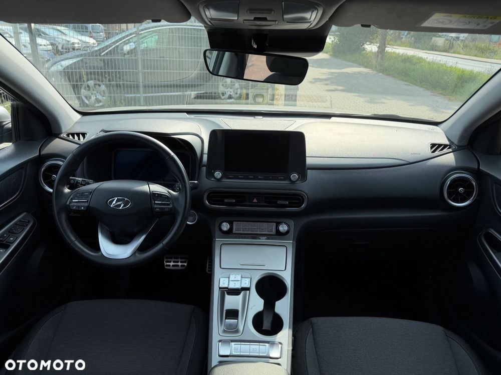 Hyundai Kona - 18