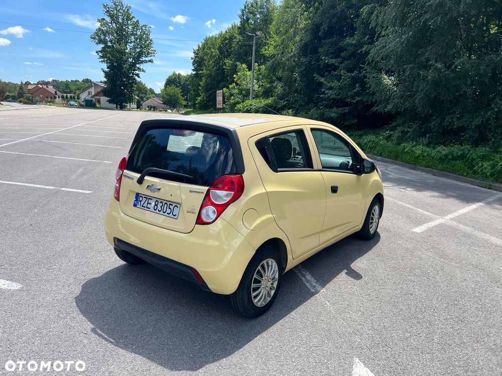Chevrolet Spark - 4