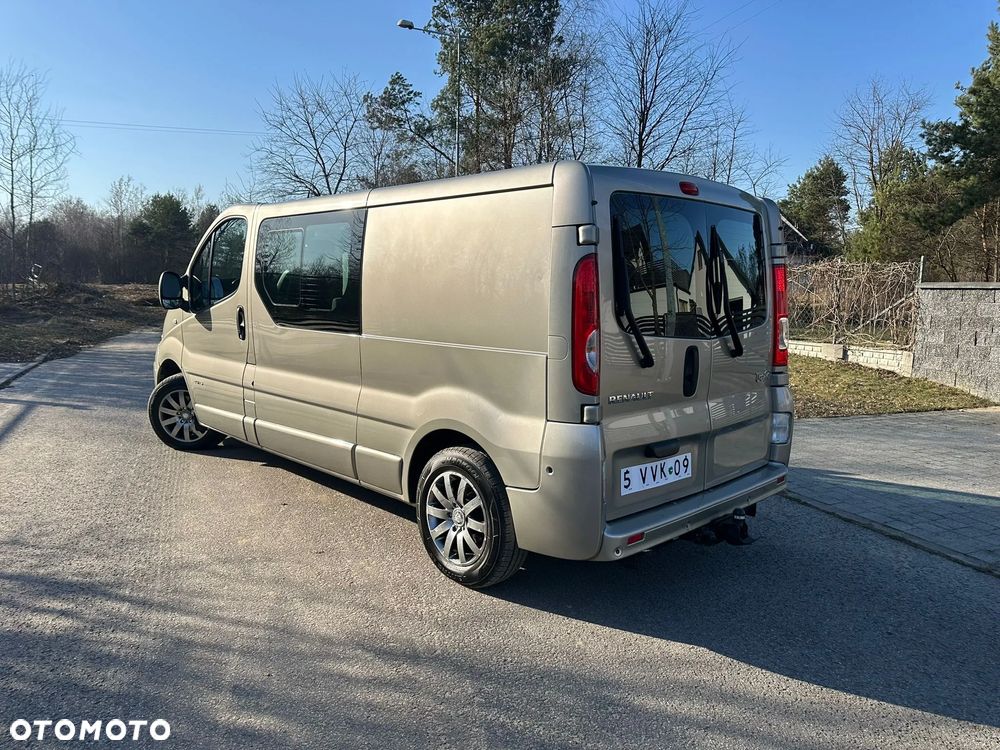 Renault Trafic - 17