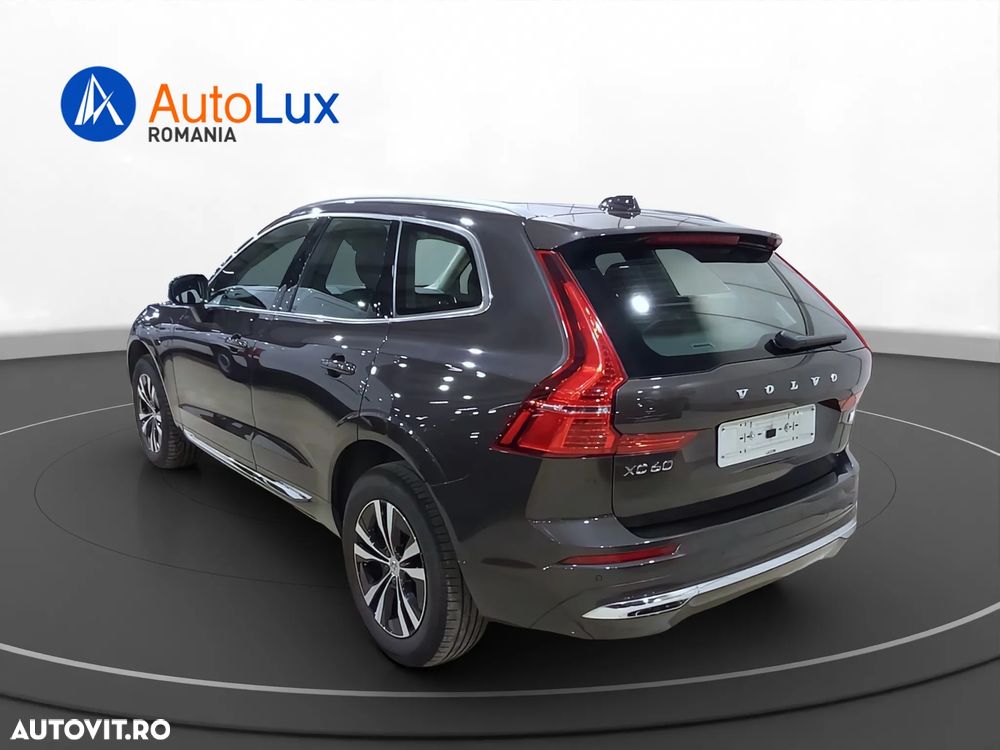 Volvo XC 60 T6 AWD Recharge Geartronic Inscription Expression - 5