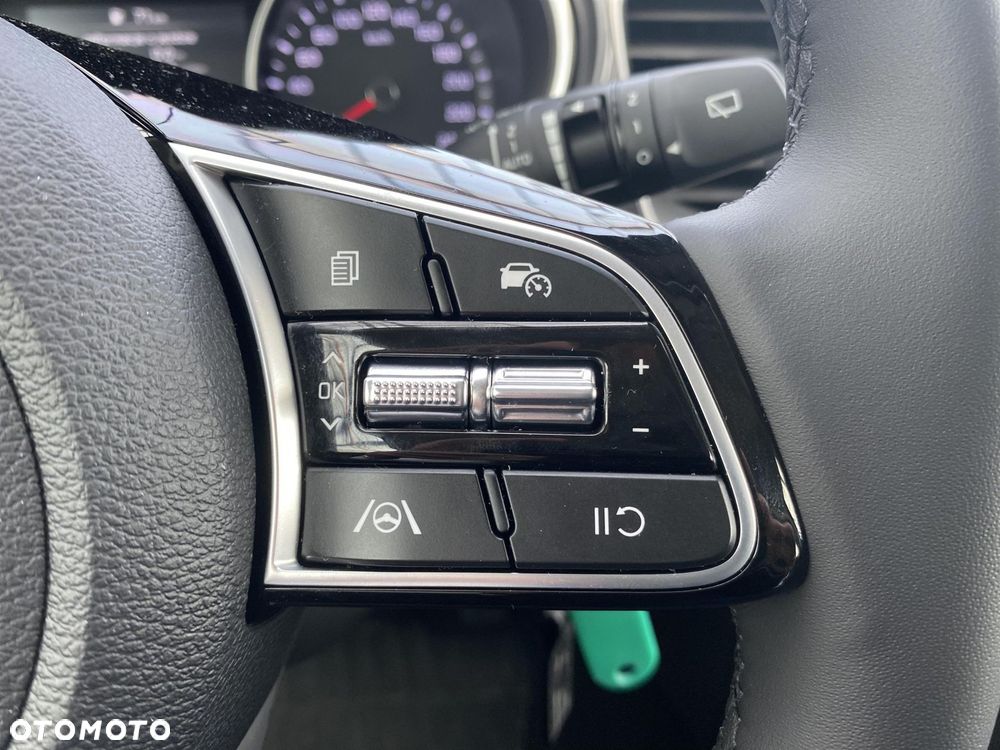 Kia XCeed 1.5 T-GDI M - 23