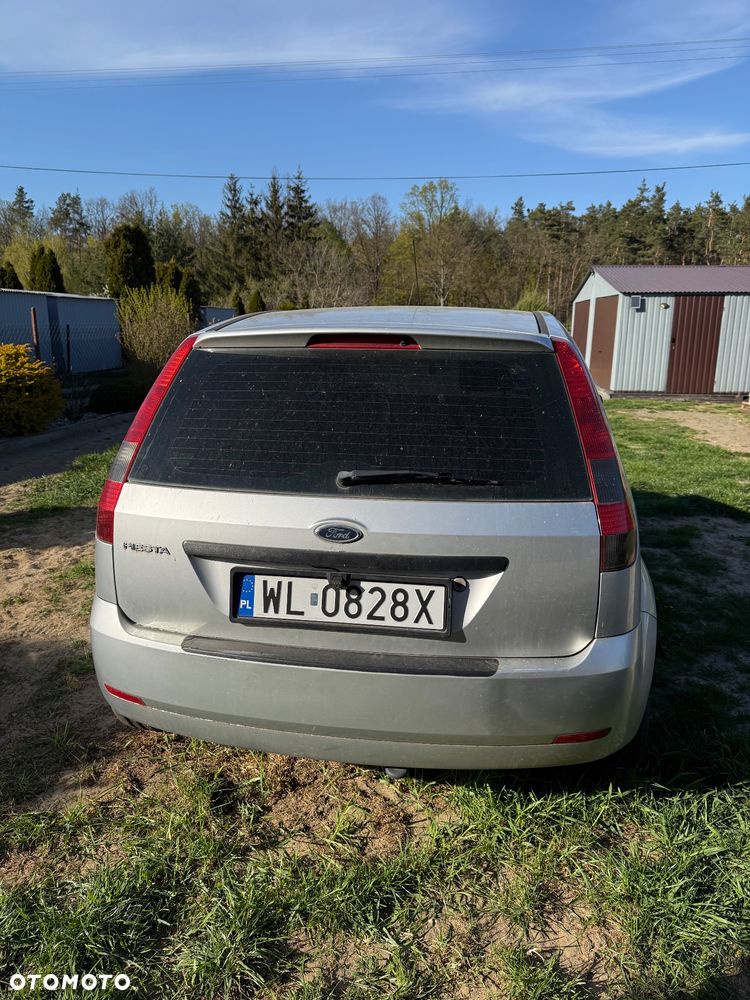 Ford Fiesta 1.4 Ghia - 3