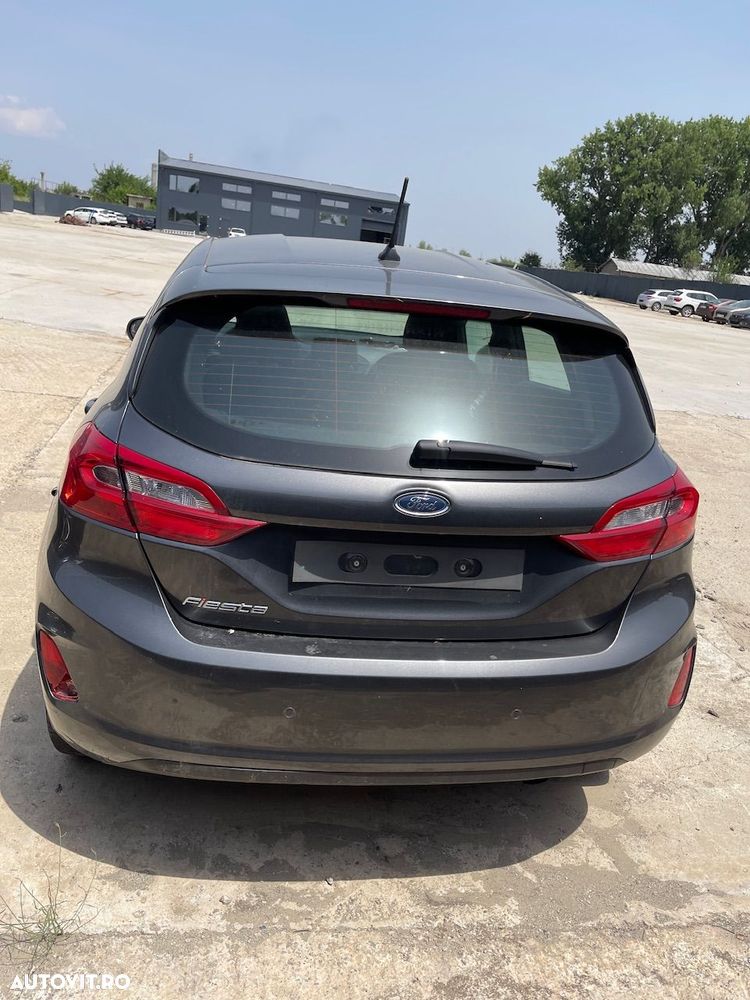 Dezmembrez Ford Fiesta 2018 Hatchback Gri - 5