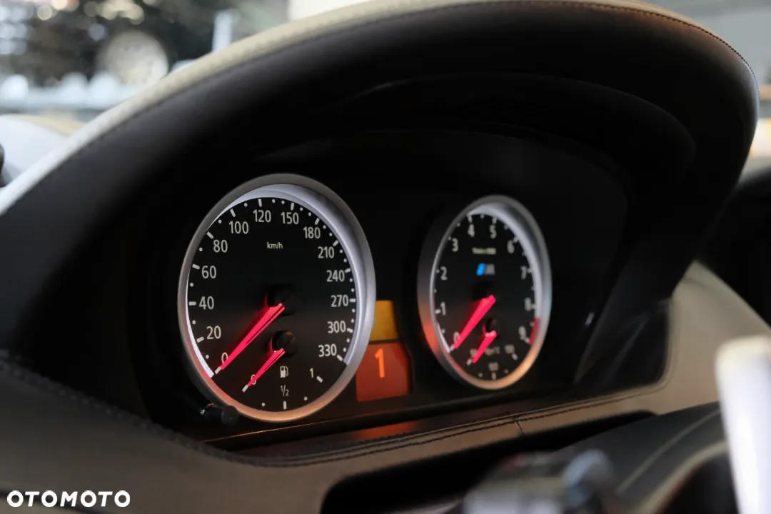 BMW M6 Standard - 16