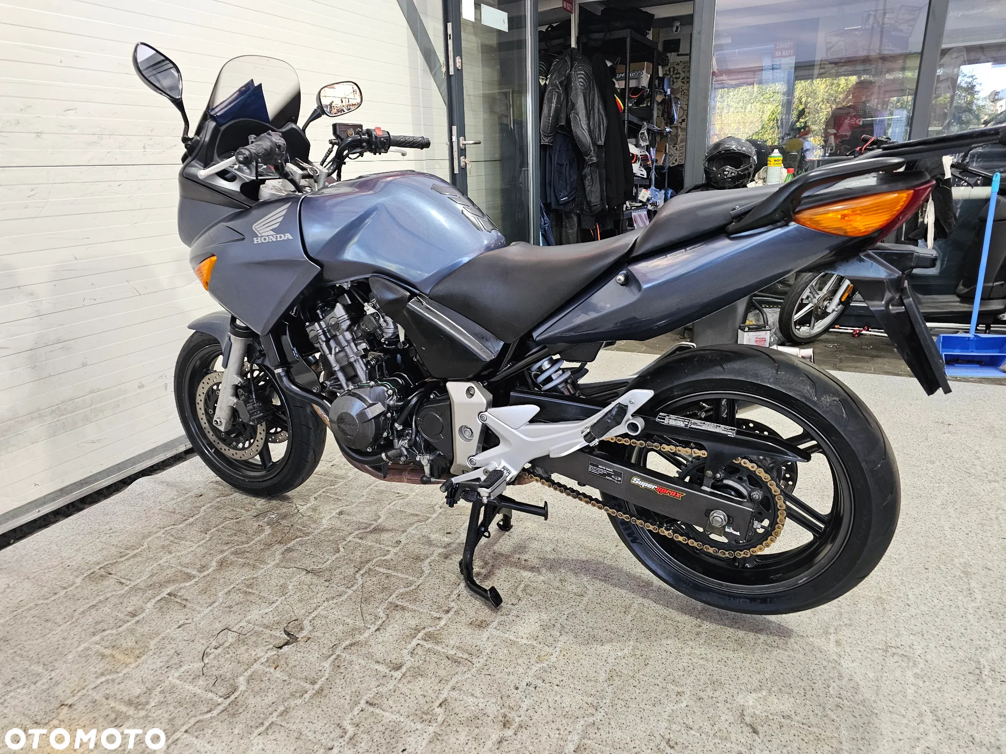 Honda CBF - 21