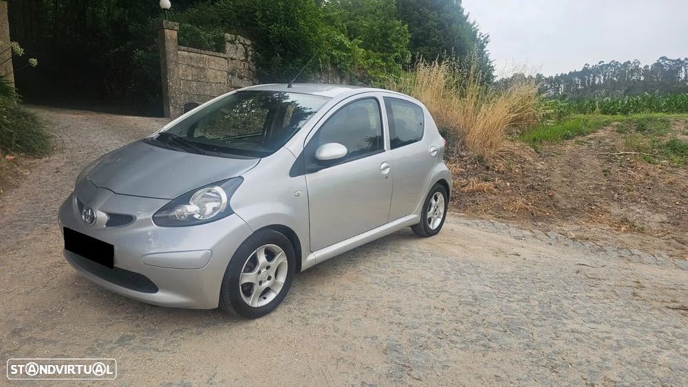 Toyota Aygo 1.0 + AC - 1