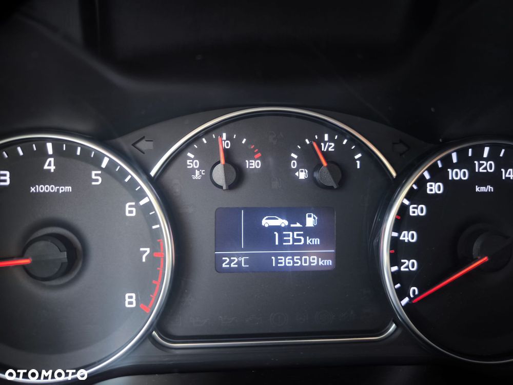 Kia Carens 1.6 GDI M - 3
