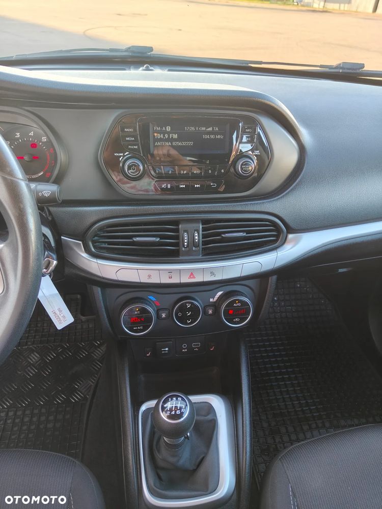 Fiat Tipo 1.4 16v Pop - 24