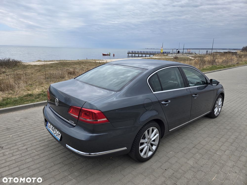 Volkswagen Passat - 7