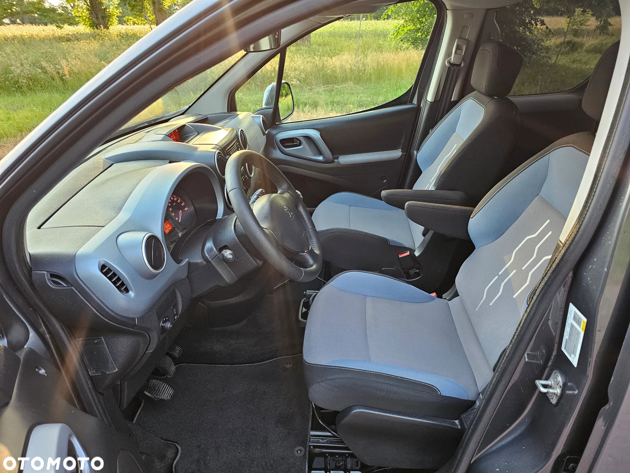 Peugeot Partner 1.6 HDi Active - 14