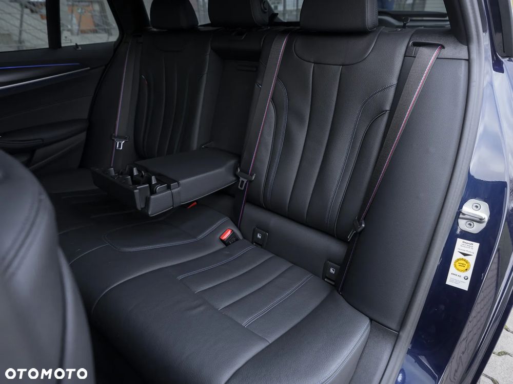 BMW Seria 5 520d xDrive M Sport Edition - 30