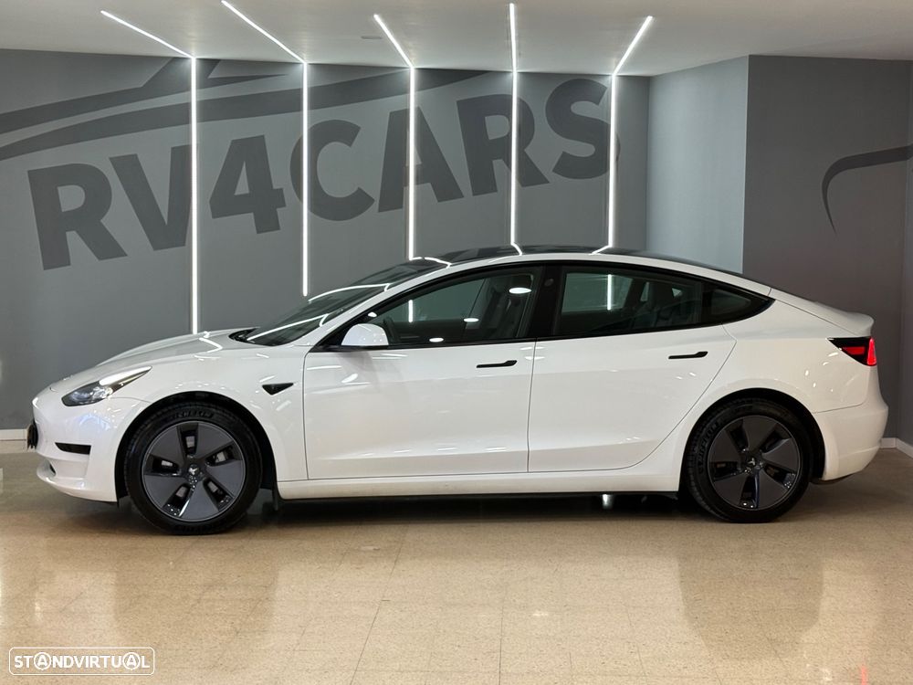 Tesla Model 3 Standard Range Plus RWD - 3