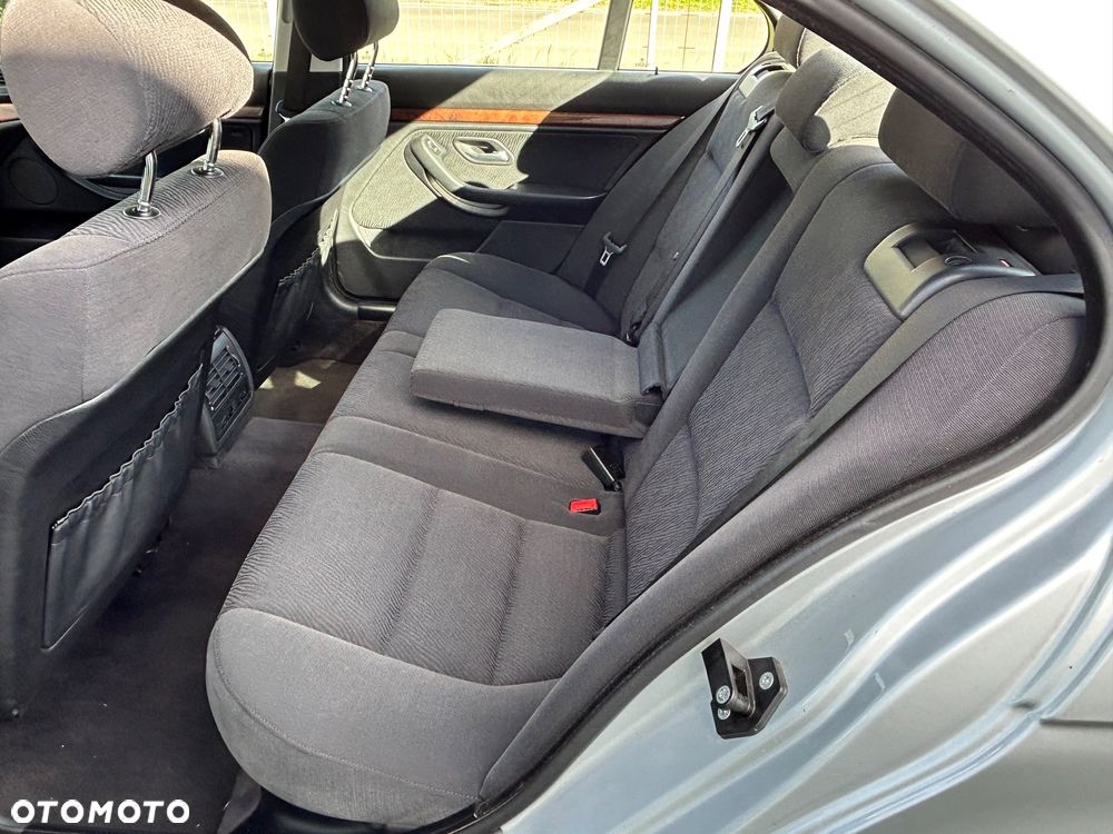BMW Seria 5 - 10