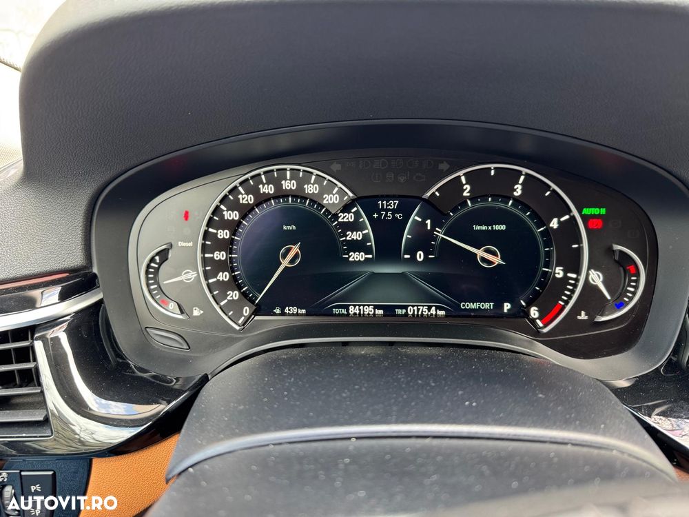 BMW Seria 5 520d xDrive AT - 7