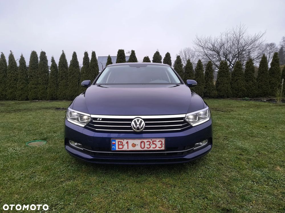 Volkswagen Passat - 2