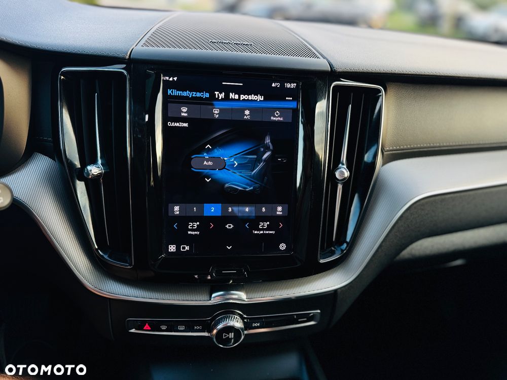 Volvo XC 60 B4 D AWD Geartronic RDesign - 13