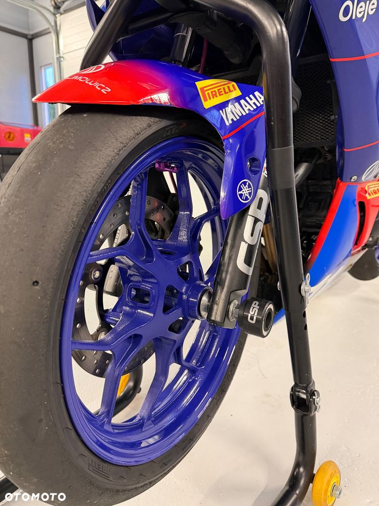 Yamaha R3 - 10