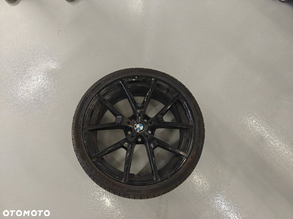 BMW Seria 8 - 9