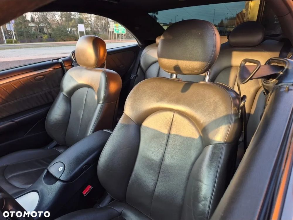 Mercedes-Benz CLK 320 CDI 7G-TRONIC Avantgarde - 29