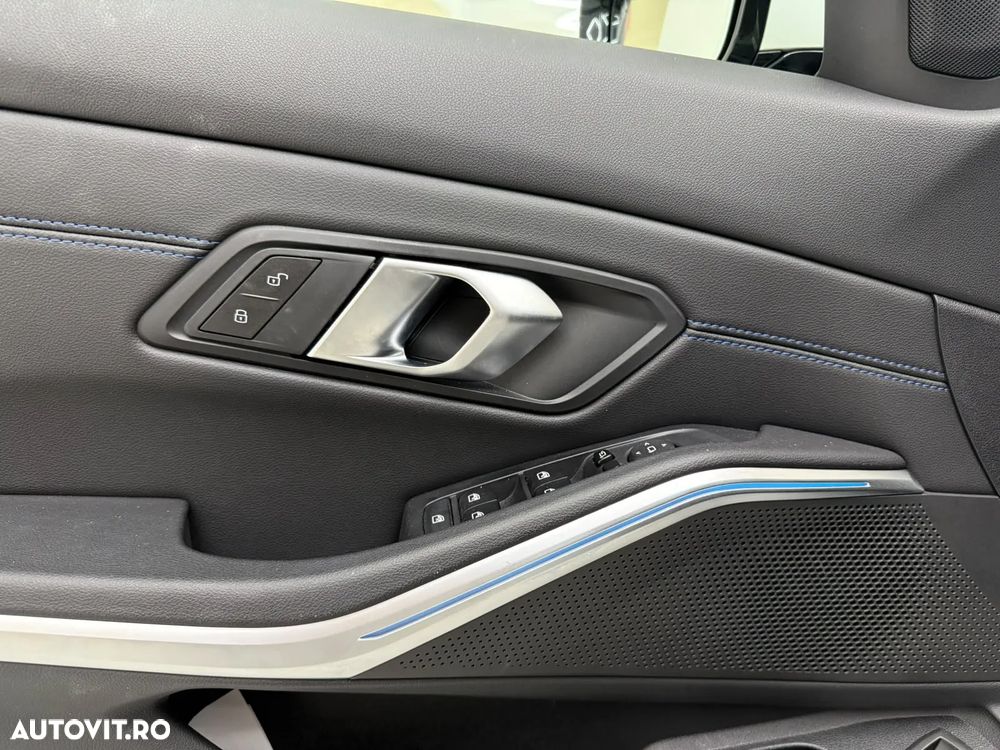 BMW Seria 3 320d xDrive AT MHEV - 28