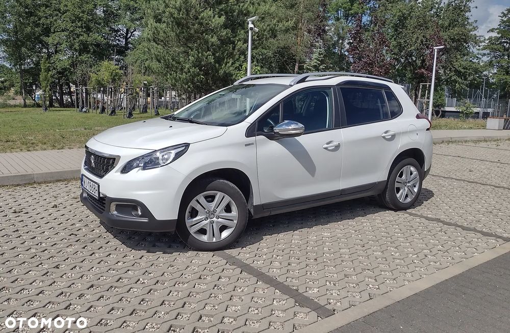 Peugeot 2008 1.2 Pure Tech GPF Style S&S - 3
