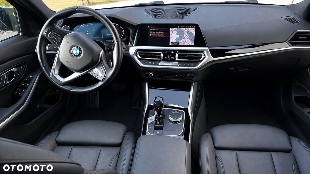 BMW Seria 3 330i Sport Line - 7