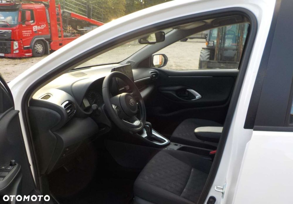 Toyota Yaris - 27