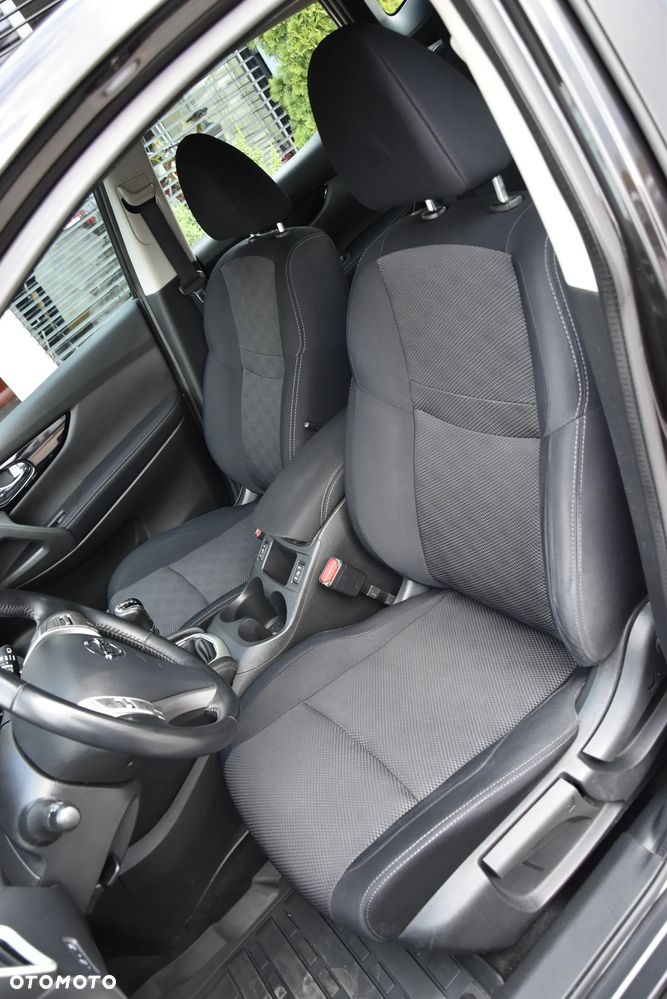 Nissan Qashqai 1.6 DIG-T Tekna - 16