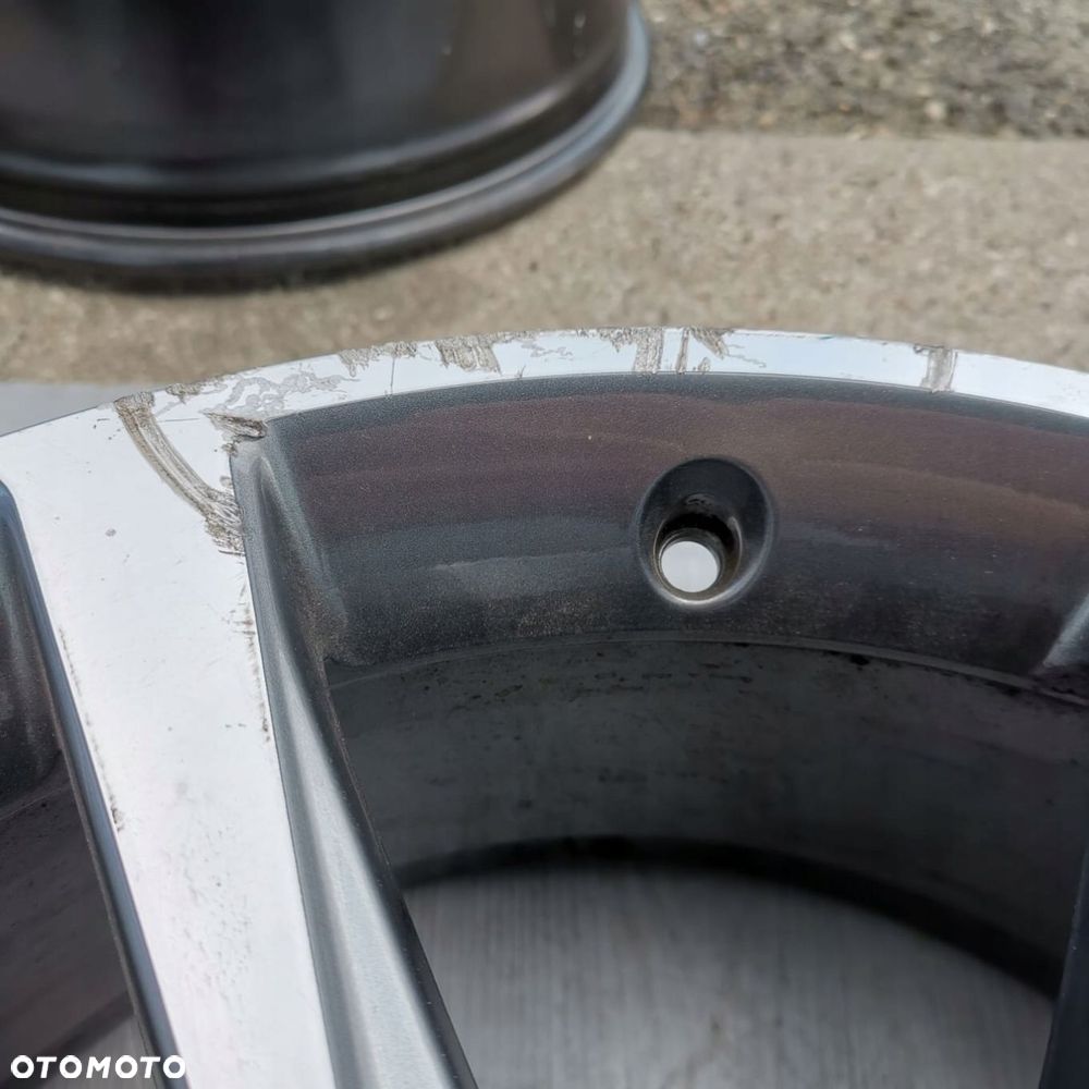 FELGA MERCEDES W207 8J 19 ET44 5x112 A2074019002 - 2