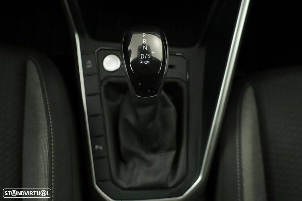 VW Taigo 1.0 TSI Urban DSG - 13