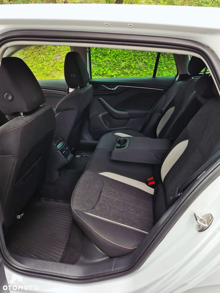 Skoda Scala 1.0 TSI Selection - 14