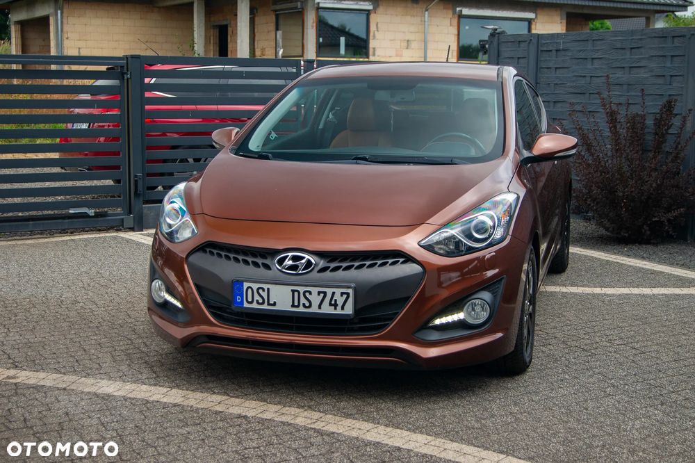 Hyundai i30 1.6 CRDi Premium - 17