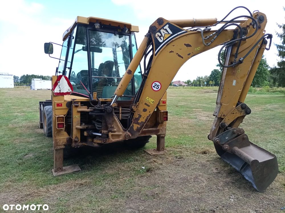 Caterpillar 428D - 3