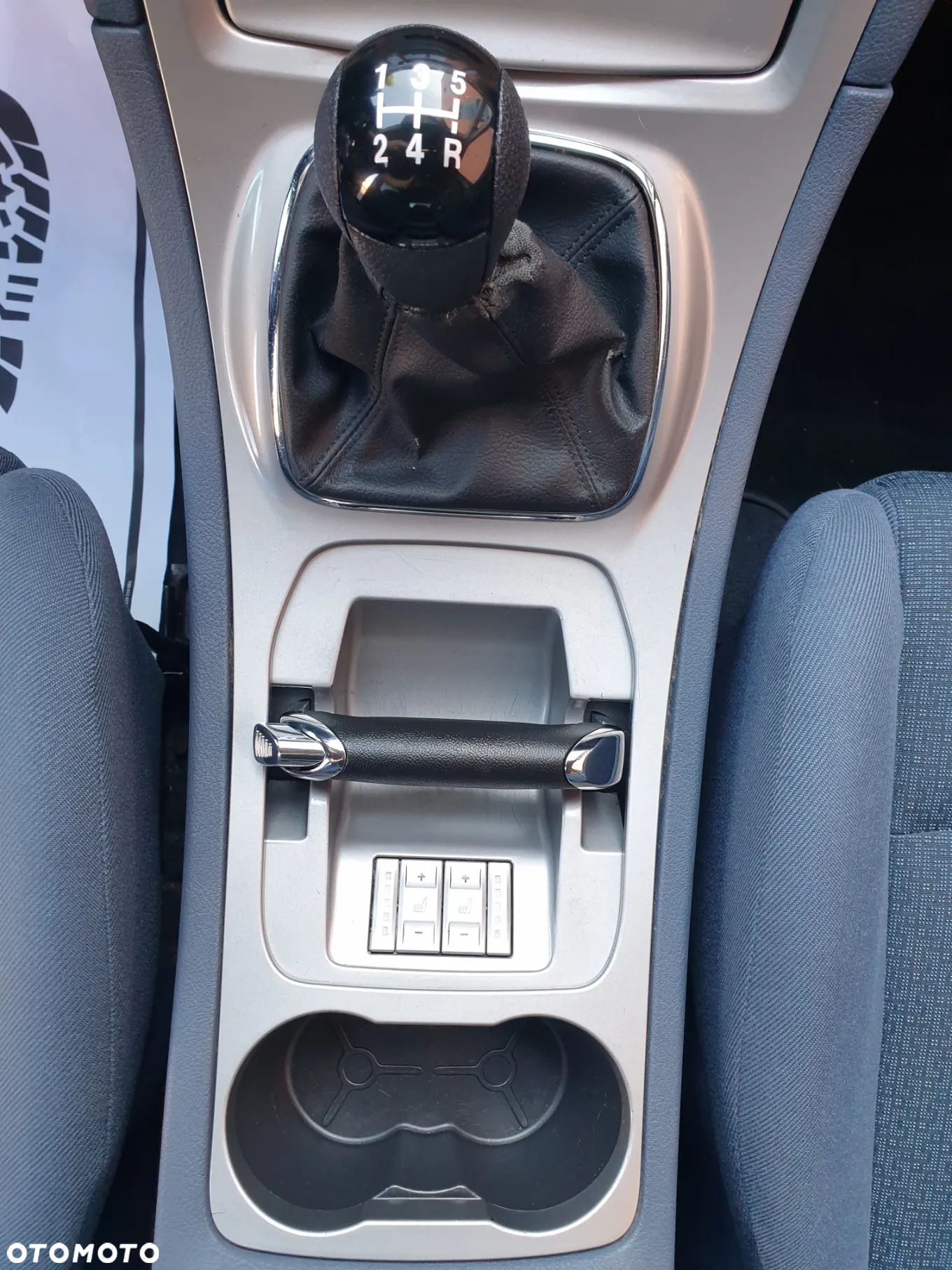 Ford S-Max - 19