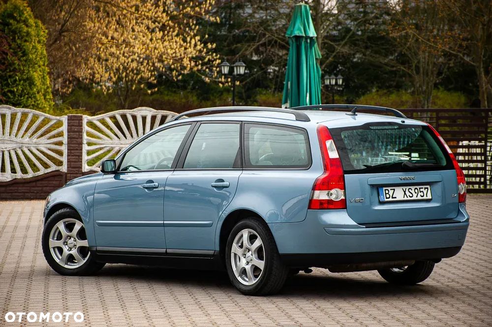 Volvo V50 2.4 Momentum - 13