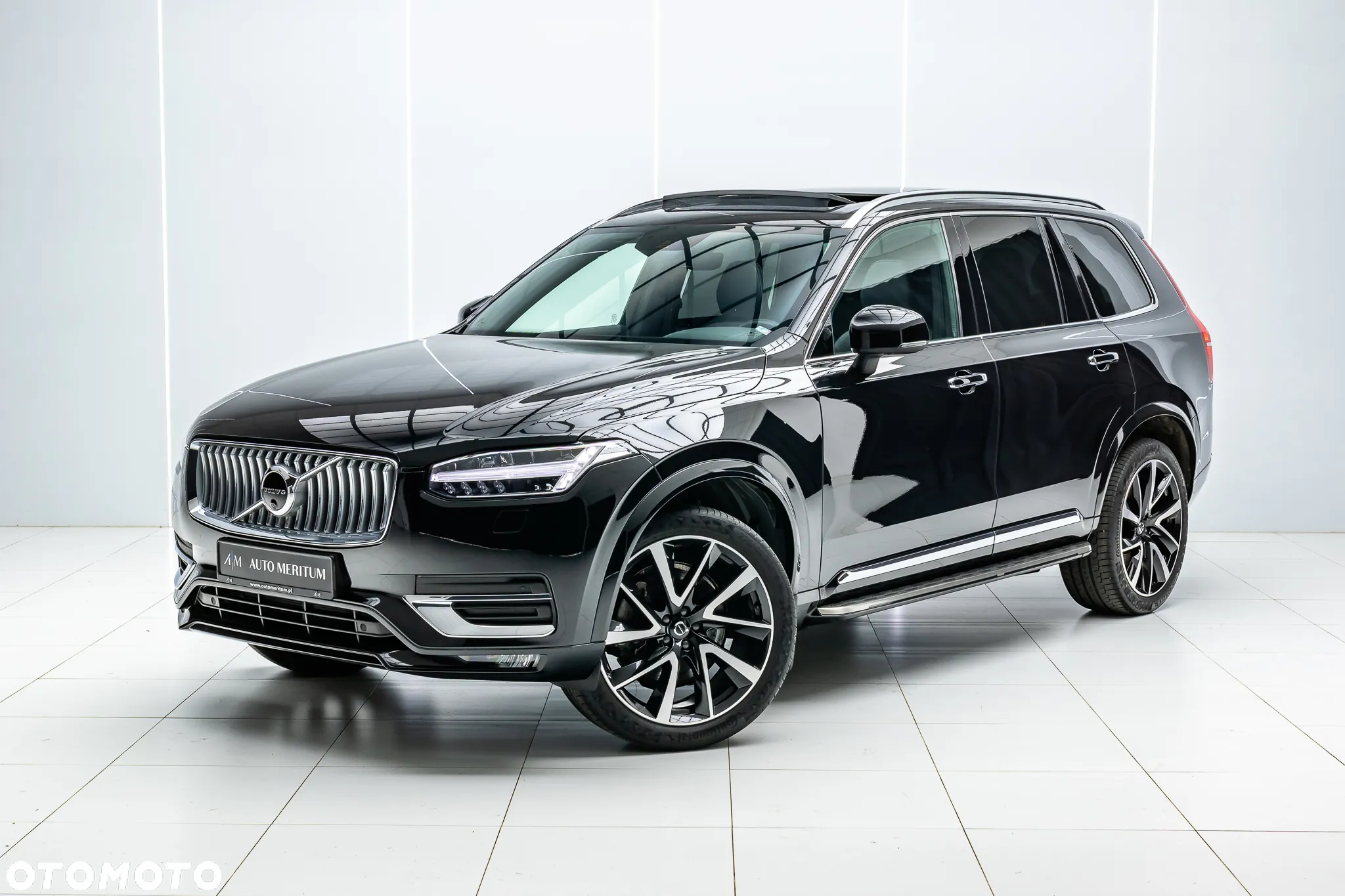 Volvo XC 90 - 9