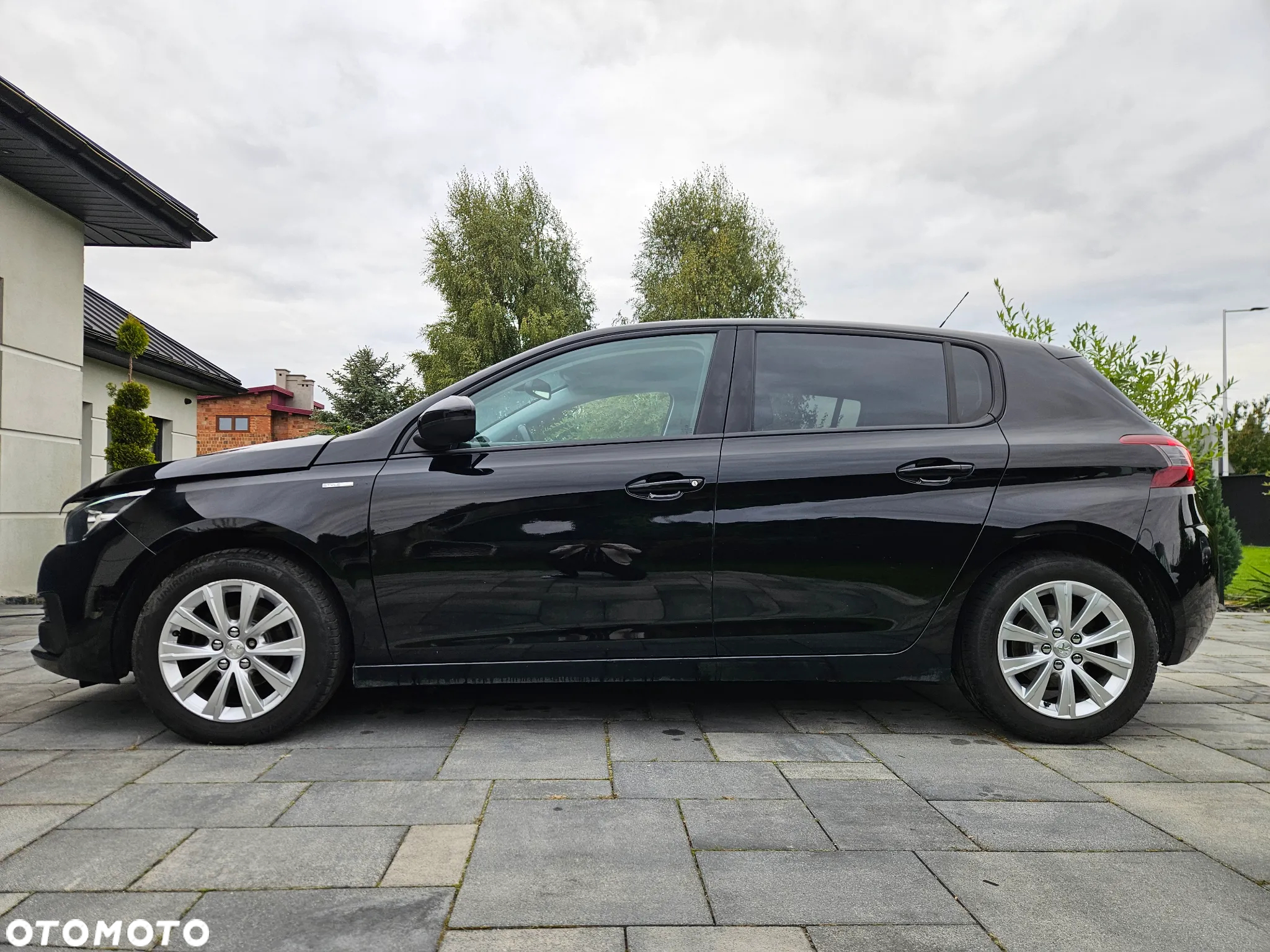 Peugeot 308 1.2 PureTech Allure S&S - 3