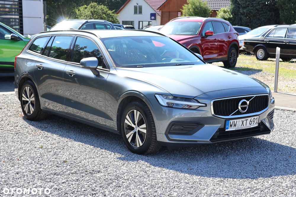 Volvo V60 D3 Momentum Pro - 2