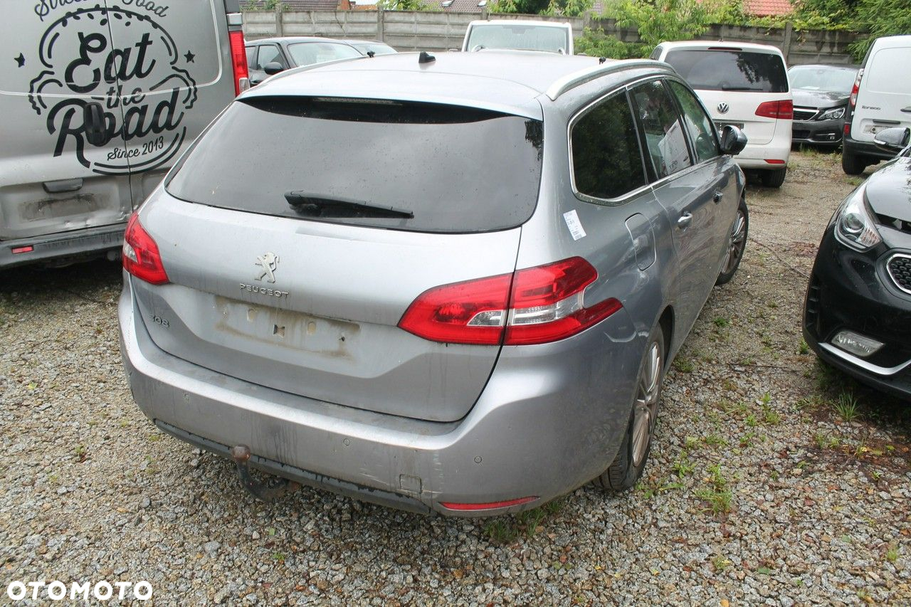 Peugeot 308 - 3