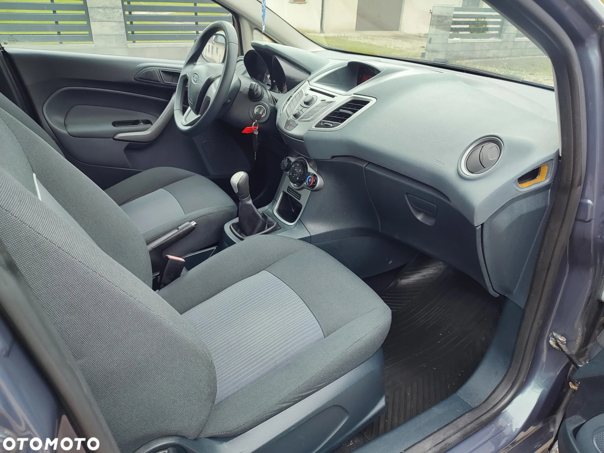 Ford Fiesta 1.25 Ambiente - 8