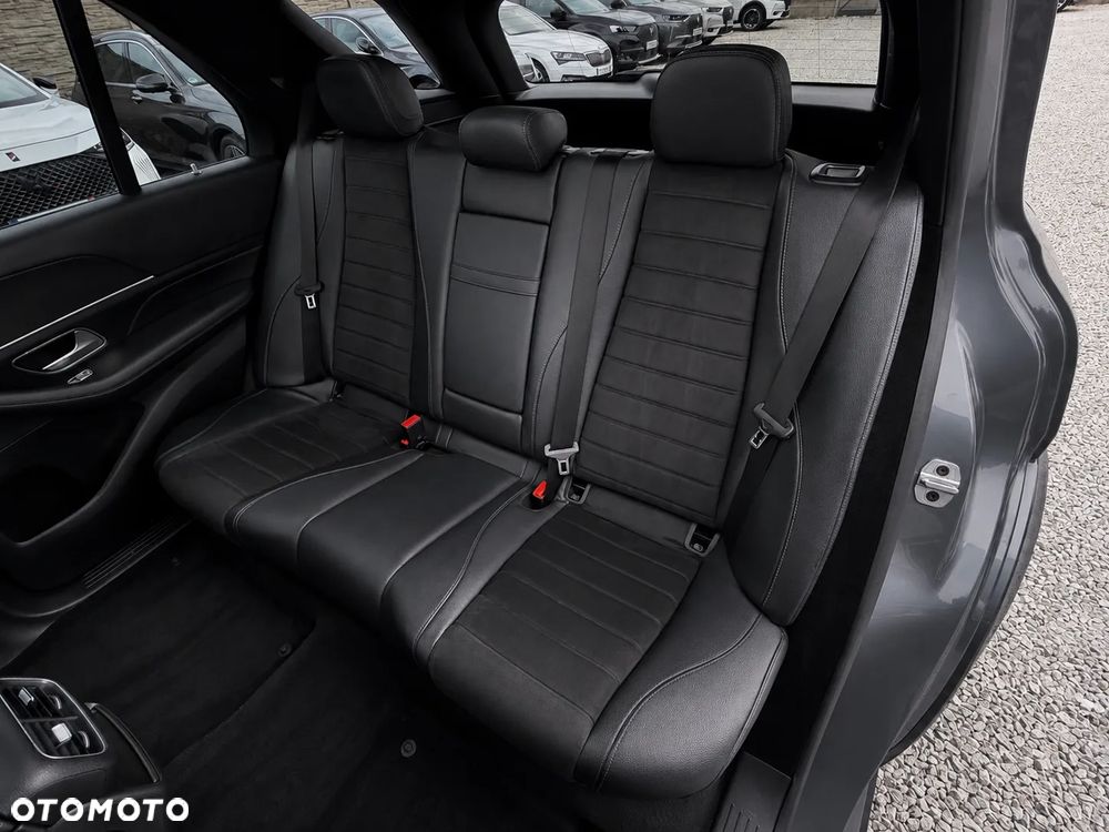 Mercedes-Benz GLE - 26