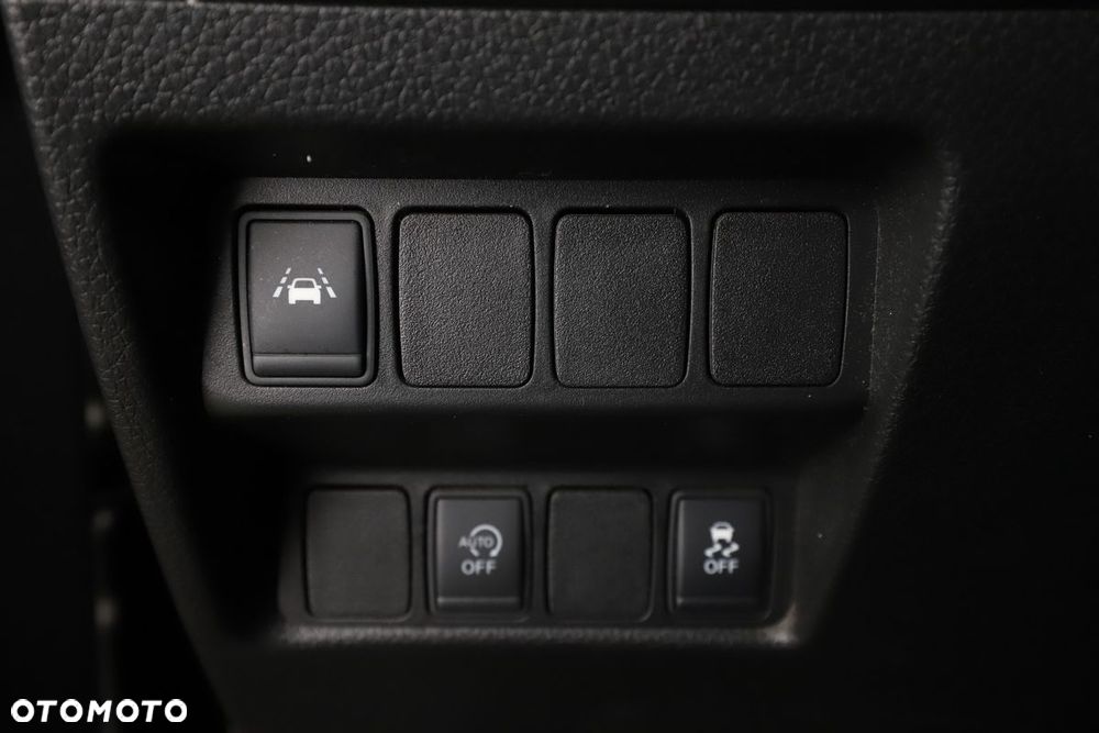 Nissan Qashqai 1.6 DCi Tekna+ - 30