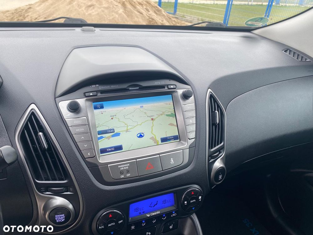 Hyundai ix35 2.0 CRDi 4WD Automatik Premium - 22