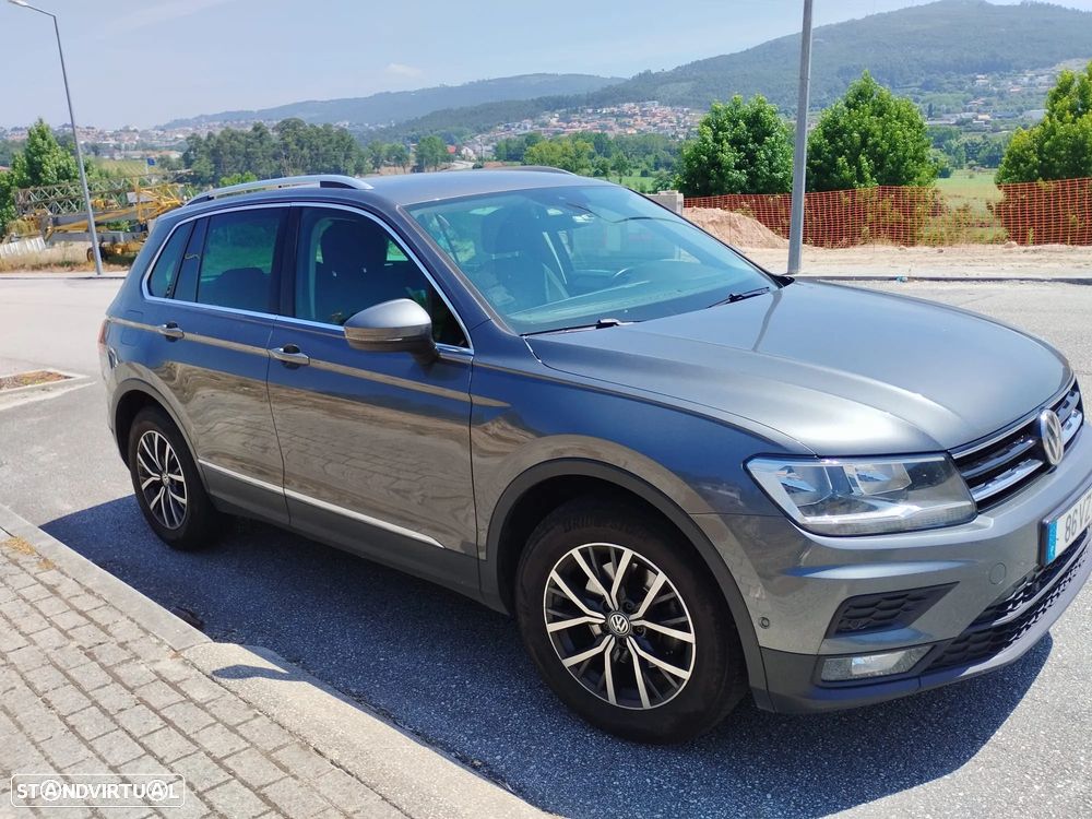 VW Tiguan 2.0 TDI Confortline - 9