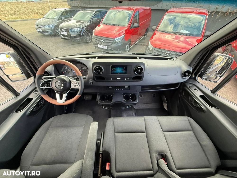 Mercedes-Benz Sprinter - 6