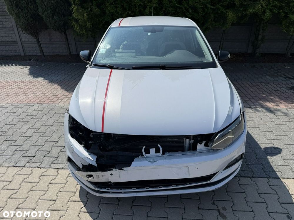 Volkswagen Polo - 5