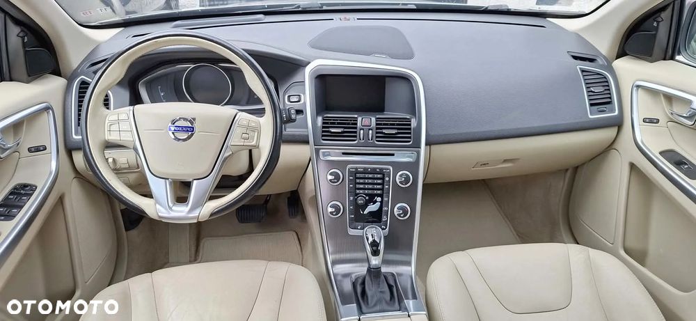 Volvo XC 60 T6 AWD Drive-E Summum - 11