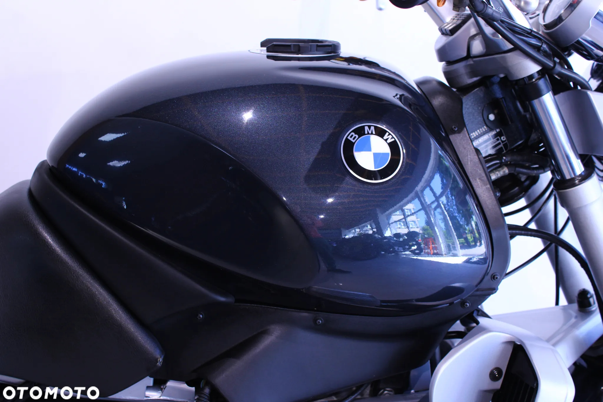 BMW R - 12