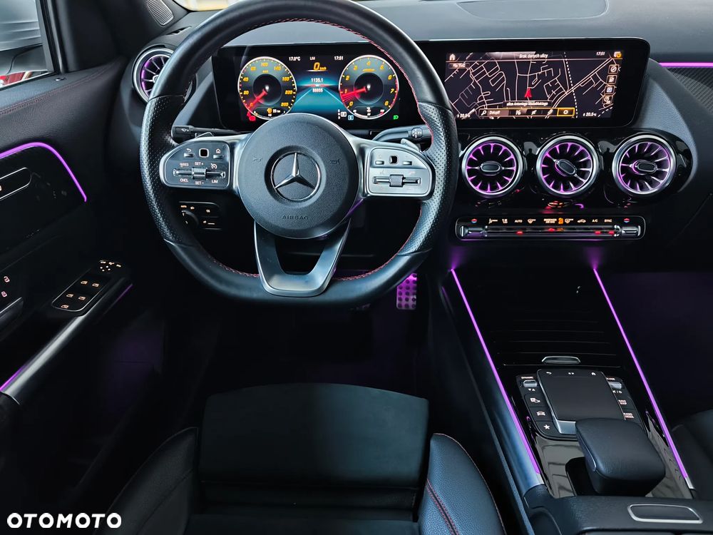 Mercedes-Benz GLA 200 AMG Line - 13